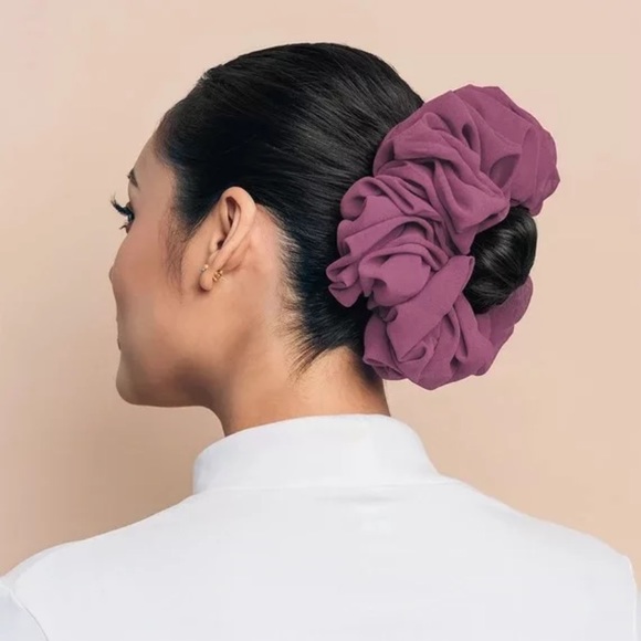 Luxury scrunchie for hair , available in many colours - Picture 3 of 5